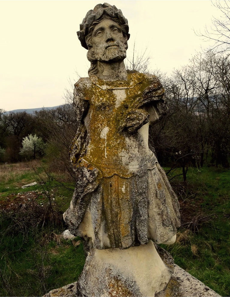 foto: statuia lui Donath